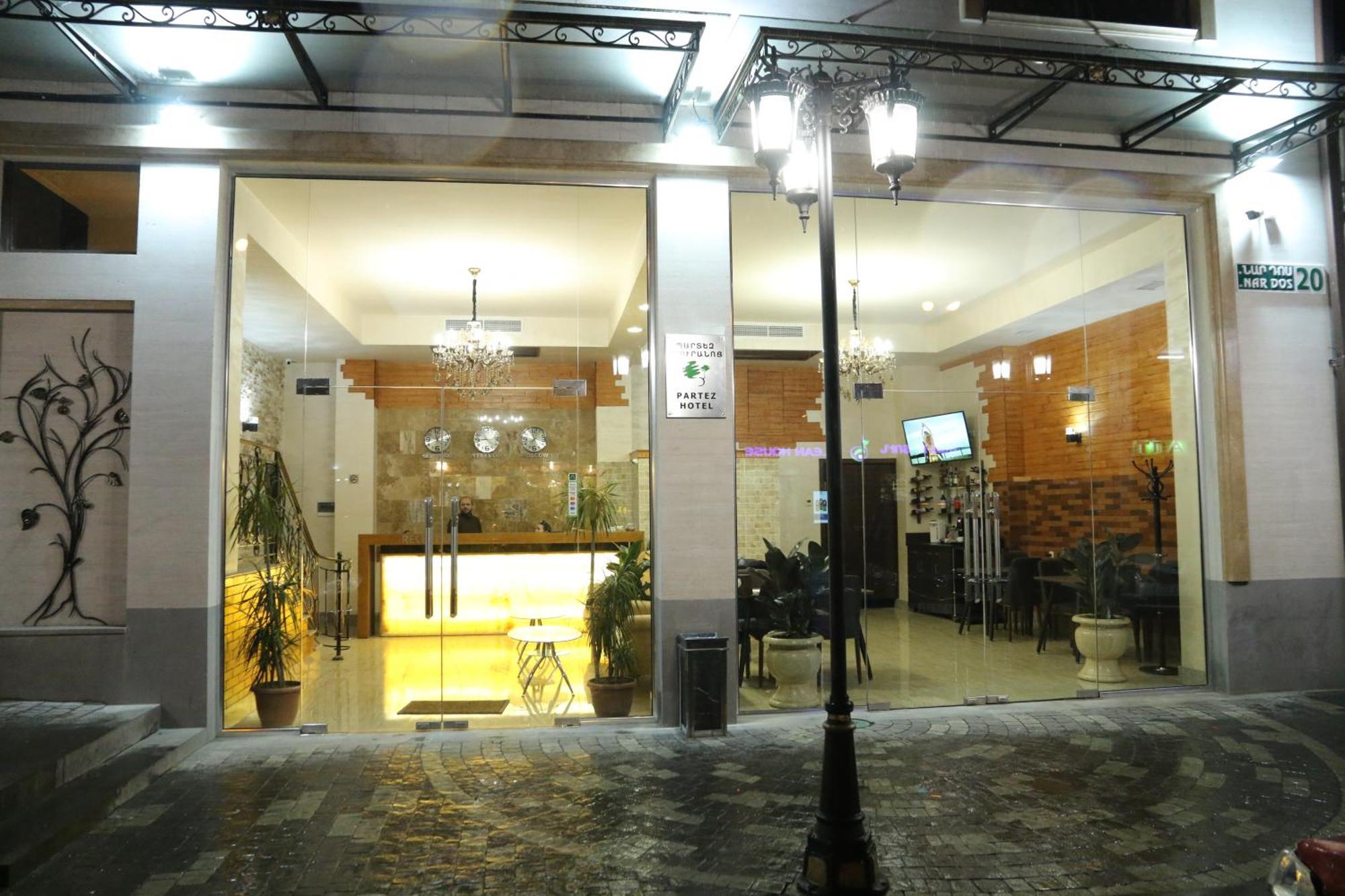 Hotel Partiez Ereván Exterior foto