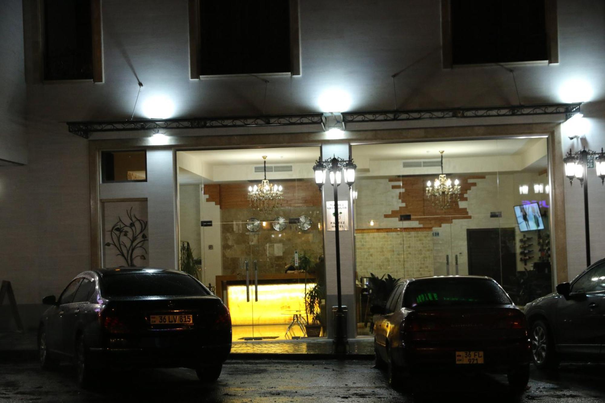 Hotel Partiez Ereván Exterior foto